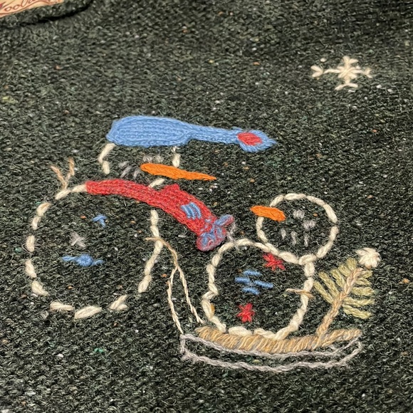 Woolrich Pure New WOOL Button Christmas Snowmen Sweater Tree Snowflakes Cardigan - Picture 6 of 13